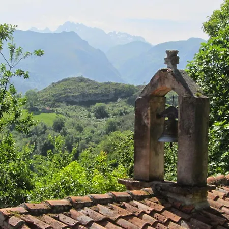 Casa Aurora, Your 10 Minutes Drive From Cangas De Onis Holiday home Avalle