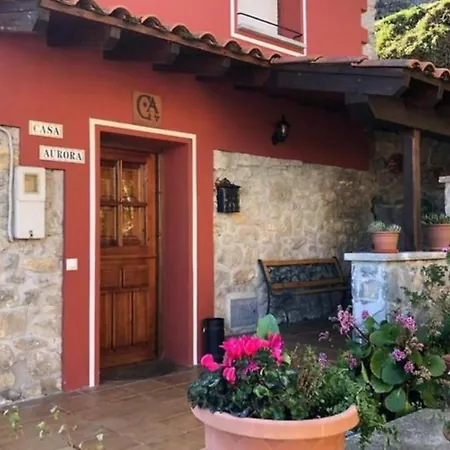 Casa Aurora, Your 10 Minutes Drive From Cangas De Onis Avalle