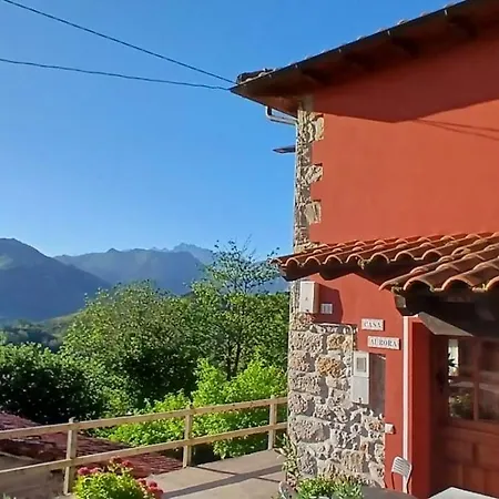 Casa Aurora, Your 10 Minutes Drive From Cangas De Onis Holiday home *