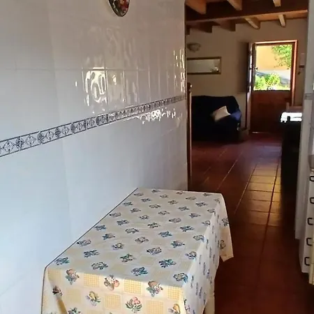 Casa Aurora, Your 10 Minutes Drive From Cangas De Onis Holiday home Avalle