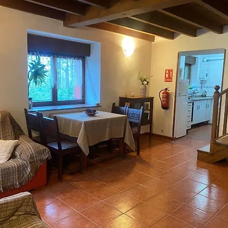 Casa Aurora, Your 10 Minutes Drive From Cangas De Onis Holiday home Avalle